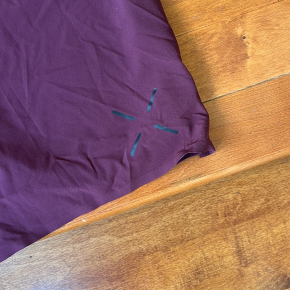 NWT Ten Thousand Maroon Interval Short (Liner) 7" Size Large & Extra Large - Picture 3 of 5